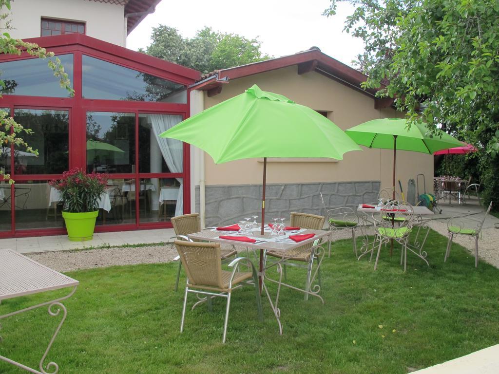 Hostellerie Du Parc Labarthe-Inard Zewnętrze zdjęcie