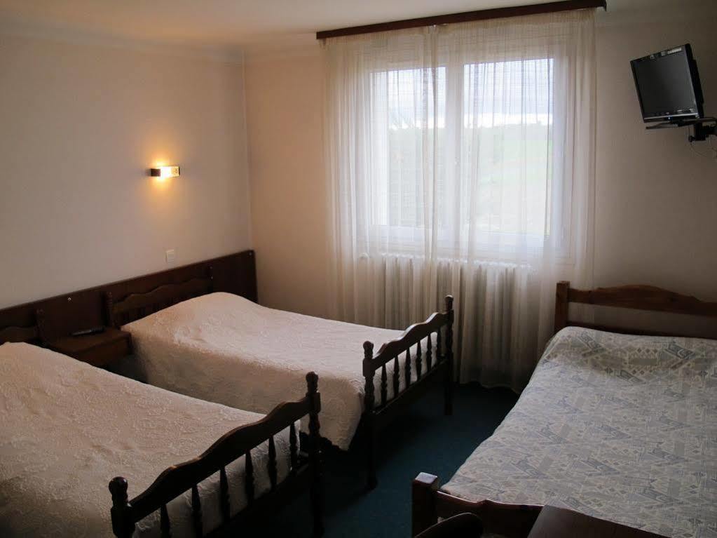 Hostellerie Du Parc Labarthe-Inard Zewnętrze zdjęcie