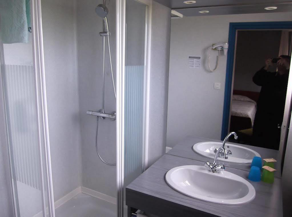 Hostellerie Du Parc Labarthe-Inard Zewnętrze zdjęcie